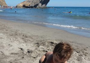 ir-a-la-playa-monsul-con-ninos