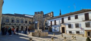 plaza-de-los-leones-baeza