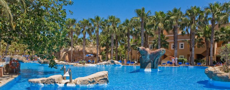 mejores-hoteles-de-playa-en-andalucia-con-ninos