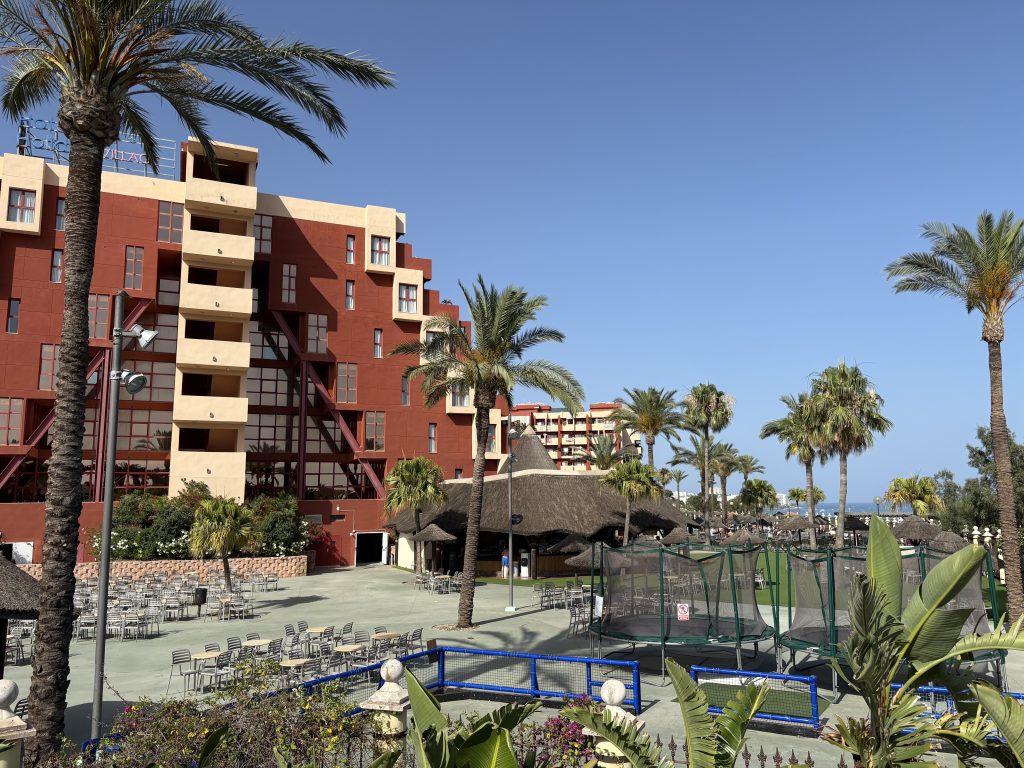 hotel de los elefantes en benalmadena