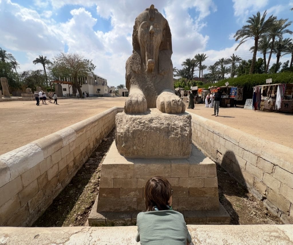 excursion de un dia a saqqara menfis y giza